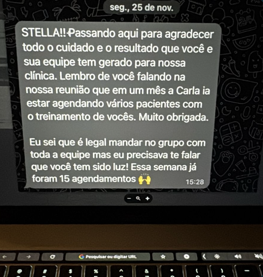 Print de conversa no WhatsApp agradecendo o treinamento da equipe e relatando 15 agendamentos em uma semana